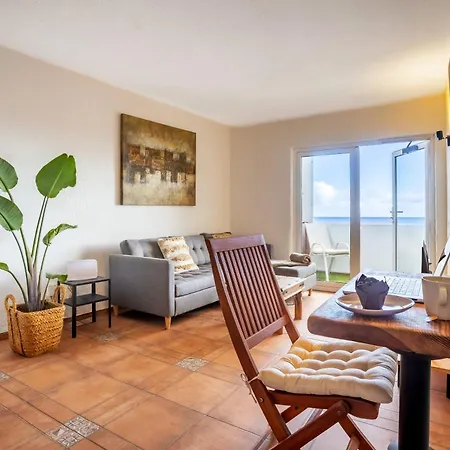 Vistas Al Mar, 1 Min De La Playa, Terraza Y Relax شقة *