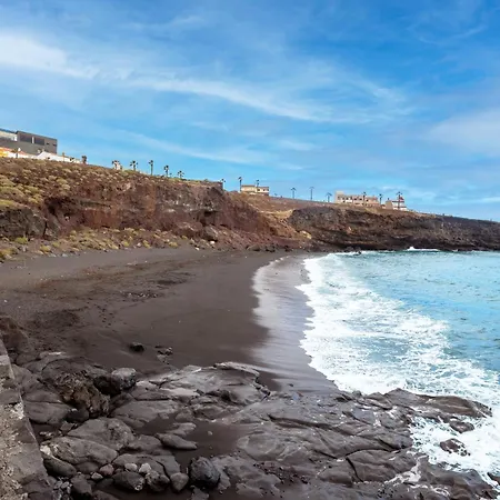 Vistas Al Mar, 1 Min De La Playa, Terraza Y Relax * Fasnia