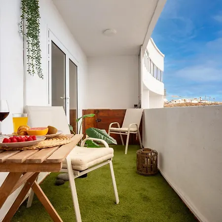 Vistas Al Mar, 1 Min De La Playa, Terraza Y Relax *